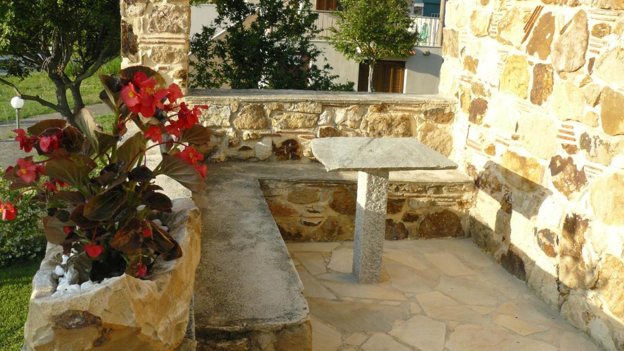 Thodis Villa'S Karianí Exterior foto